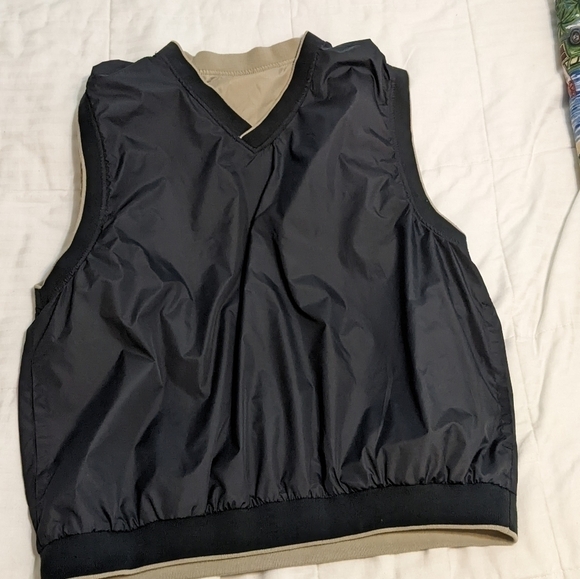 WEDGE Vest With Pockets - Picture 8 of 9